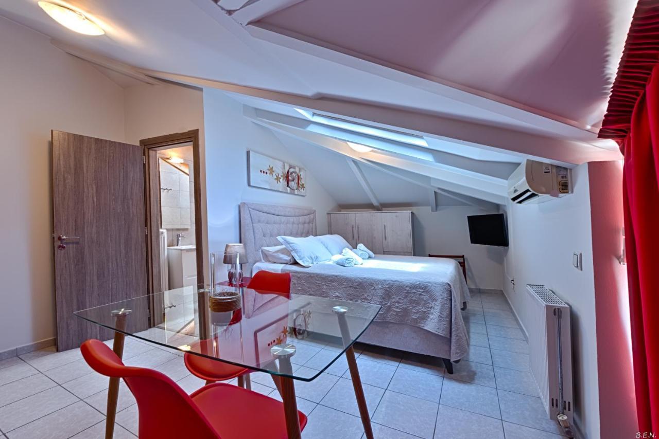 Aparthotel Alexia's