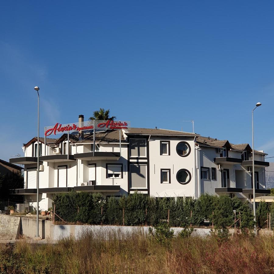 Apartahotel Alexia's Río