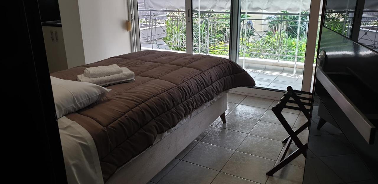 Alexia's Aparthotel 3*